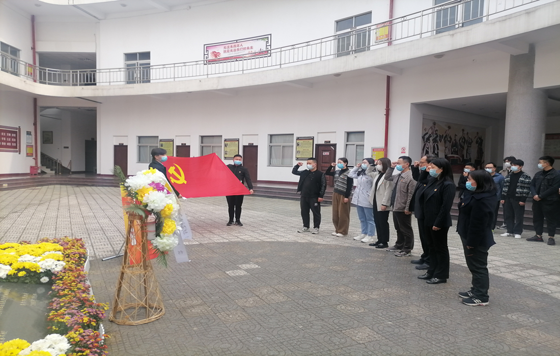 祭英烈照片1.jpg