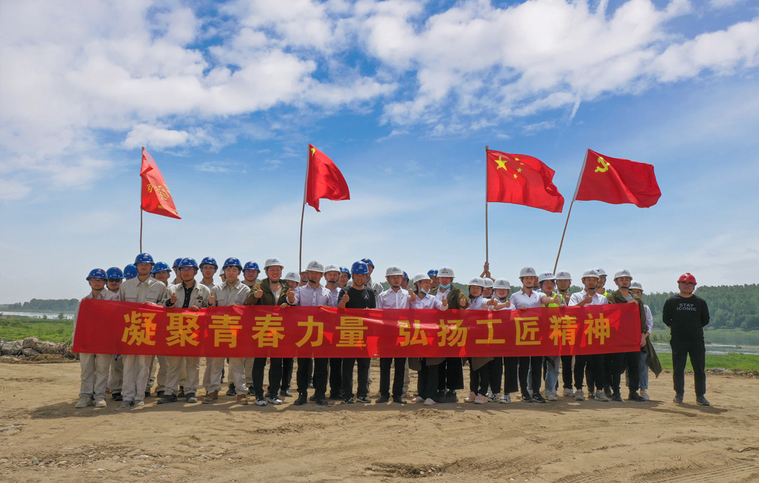 1.大合影.jpg