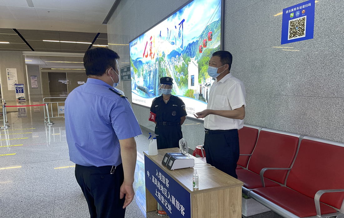 高铁站4.jpg 高铁站4.jpg