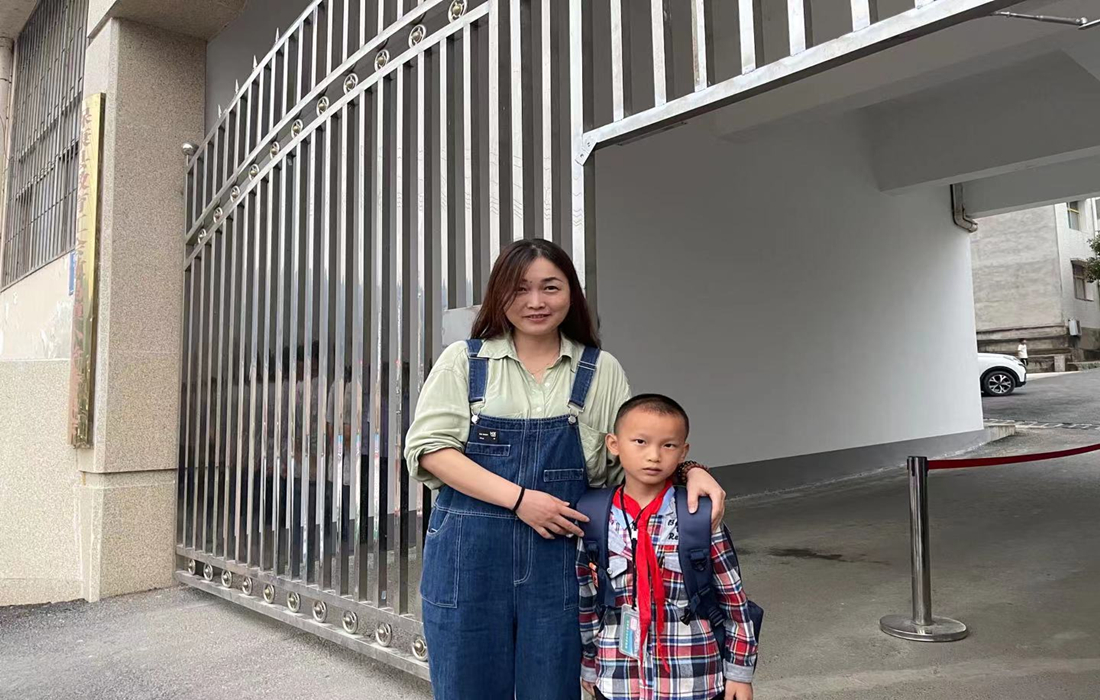 爱心妈妈袁青会.jpg 爱心妈妈袁青会.jpg