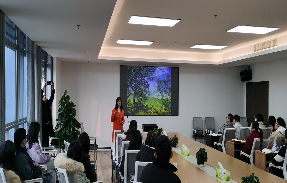 图片2：培训现场.jpg