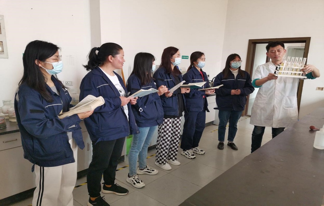 图片1：质检员授课现场.jpg