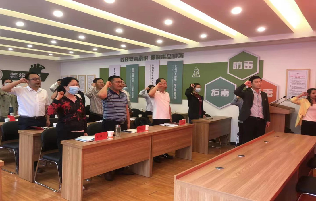 社企共学共建，扎实服务群众1_副本.jpg