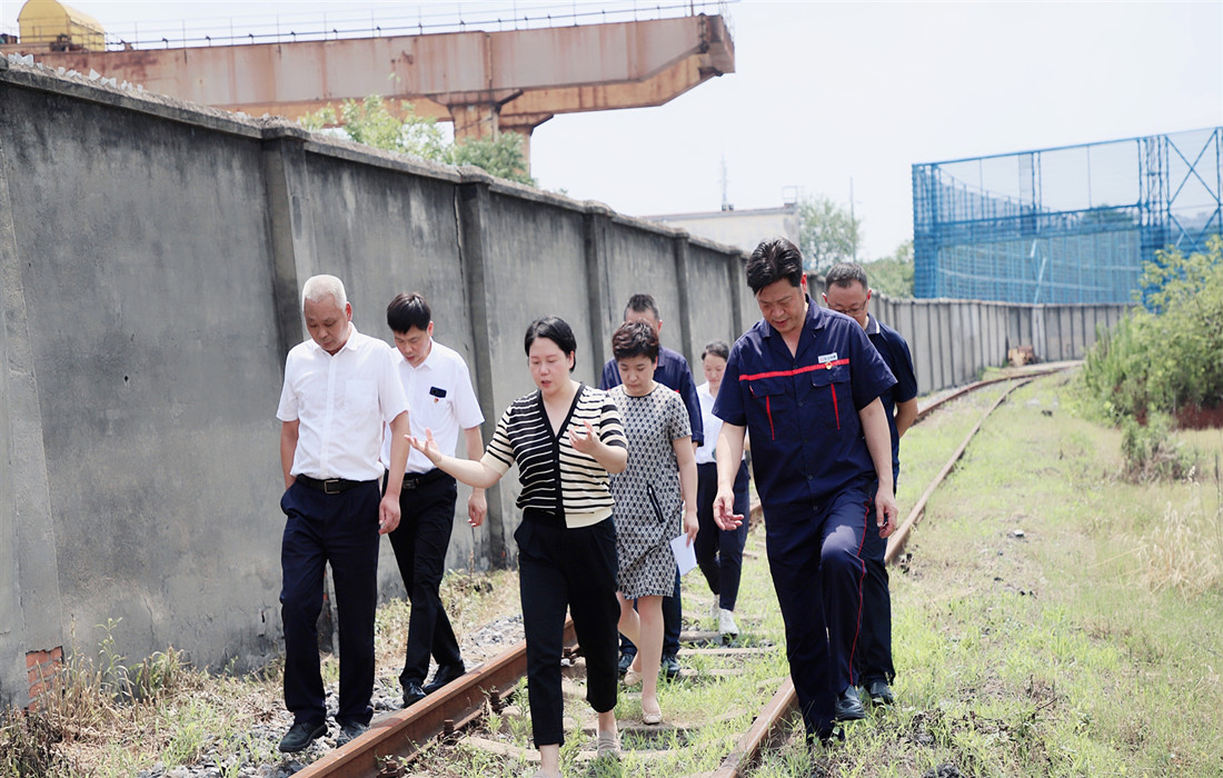 图二.jpg 图二.jpg