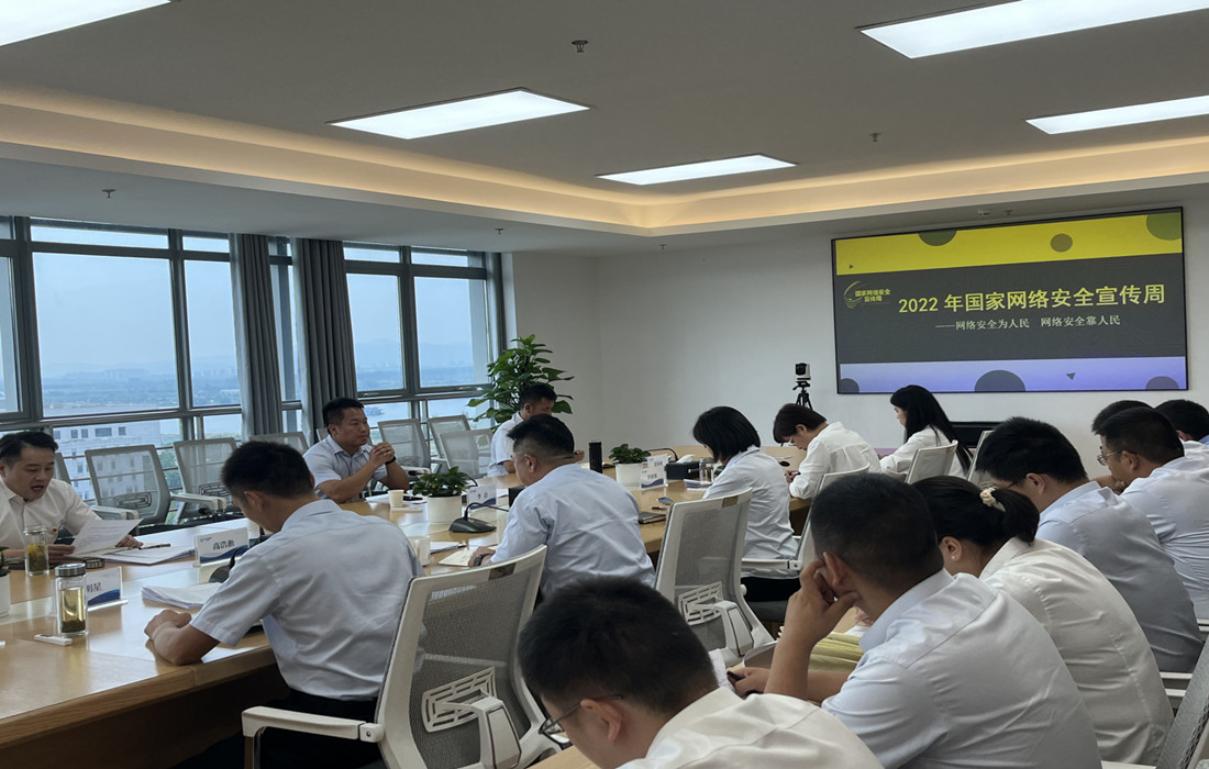 图片:集中学习现场.jpg 图片:集中学习现场.jpg
