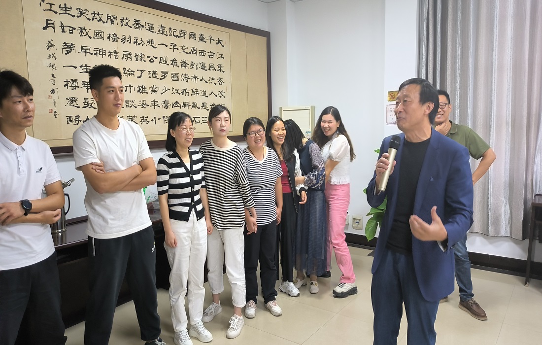 上传1.jpg