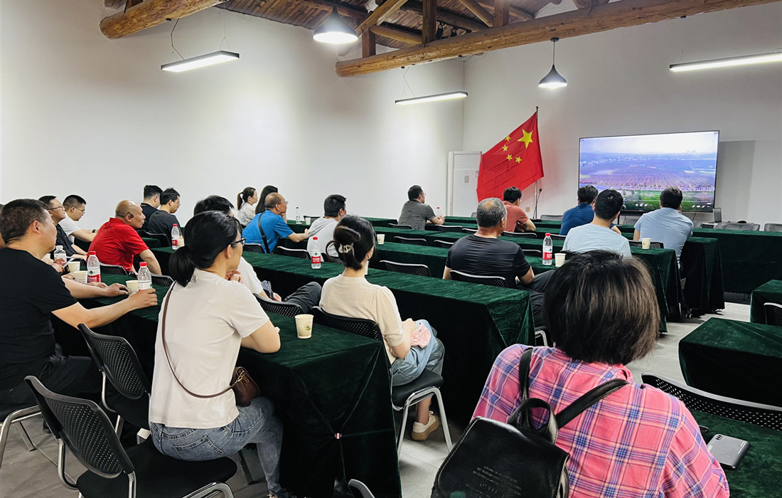 图二.jpg 图二.jpg