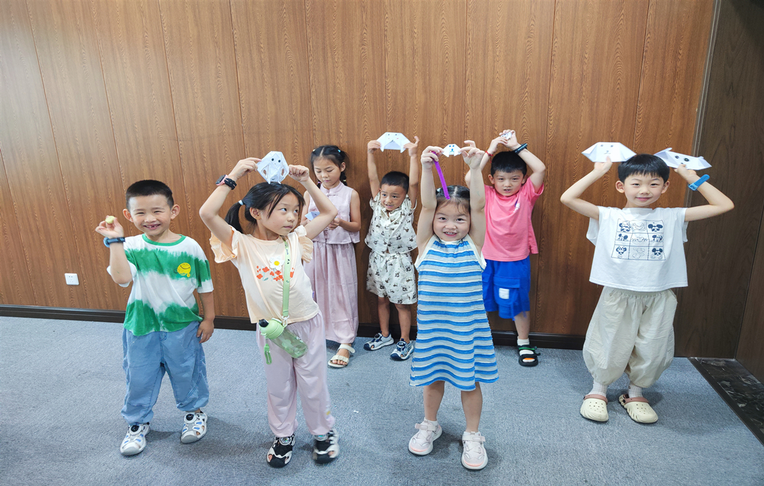 襄投置业暑期爱心托管班 (19).jpg