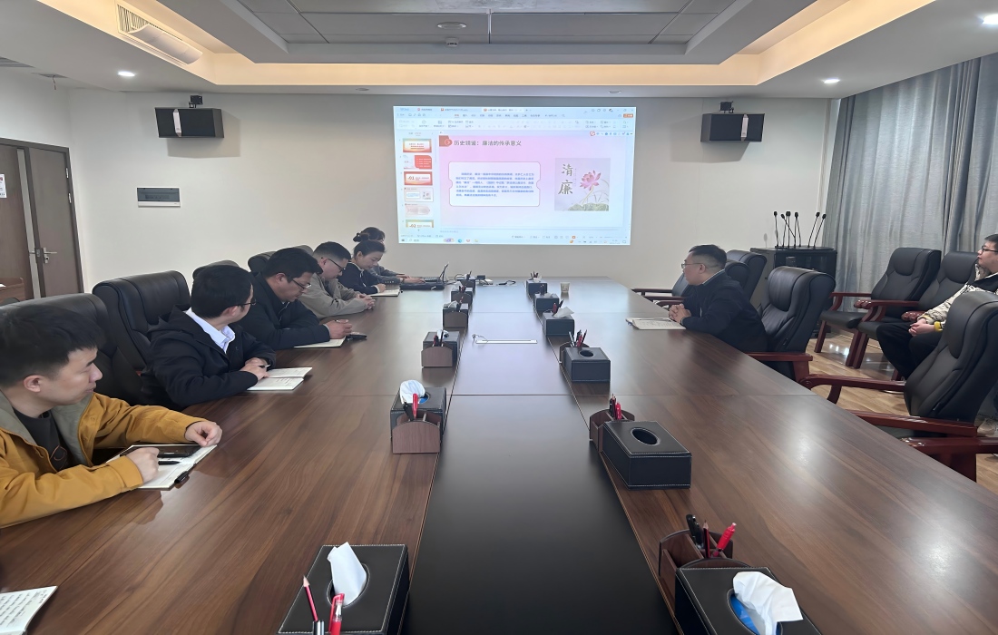 新闻配图01(1).jpg 新闻配图01(1).jpg